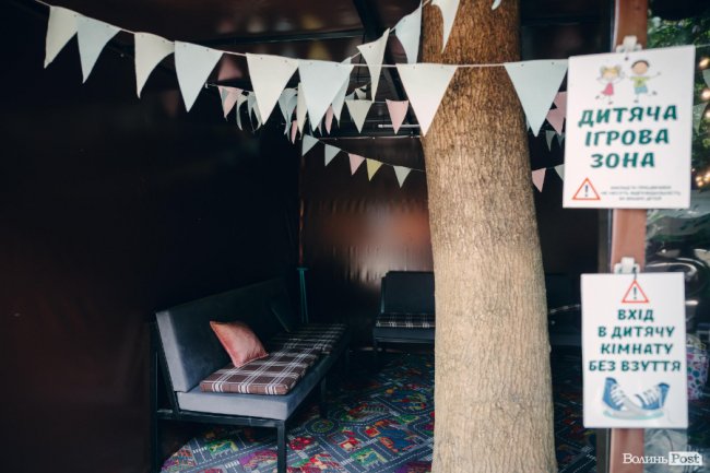 Таємний дворик у центрі Луцька: ресторація «Дім 48» відкрила літню терасу*