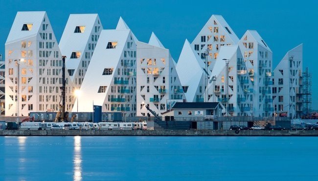 Житловий комплекс Iceberg (Орхус, Данія). Визнаний одним з кращих проектів світу у 2013 році