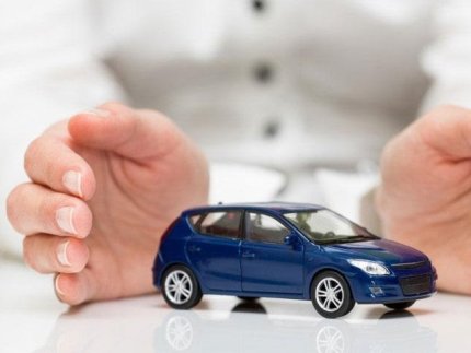 Скільки коштує страховка на авто: що впливає на ціну у 2026 році та де шукати знижки