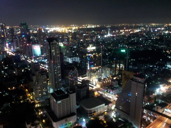 «Нотатки мандрівниці» Анни Басманової-Тріль: Я сумую за ресторанами на 63-му поверсі, де місто - на долоні