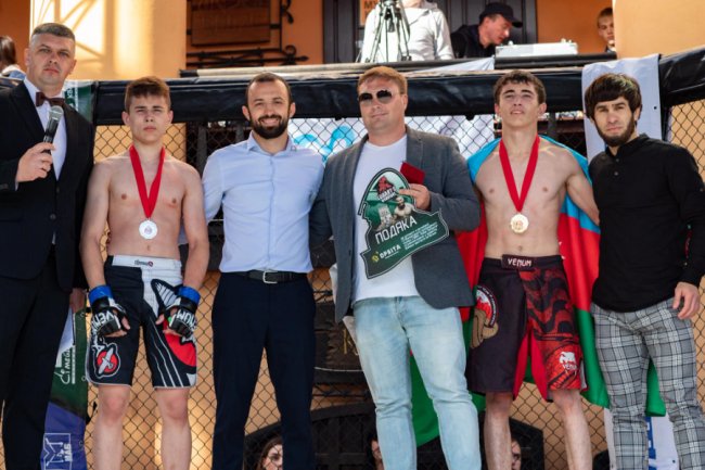 Чемпіонат з ММА у замку Любарта 