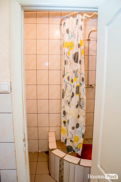 «Наші пацієнти на вулиці з нами не вітаються»: як у луцькому наркодиспансері лікують алкоголіків та наркоманів