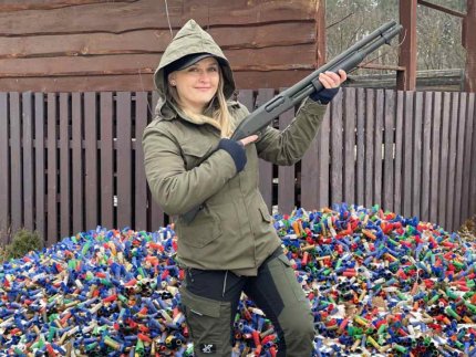 Право на зброю: наскільки легко захиститись українцям під час повномасштабної війни*