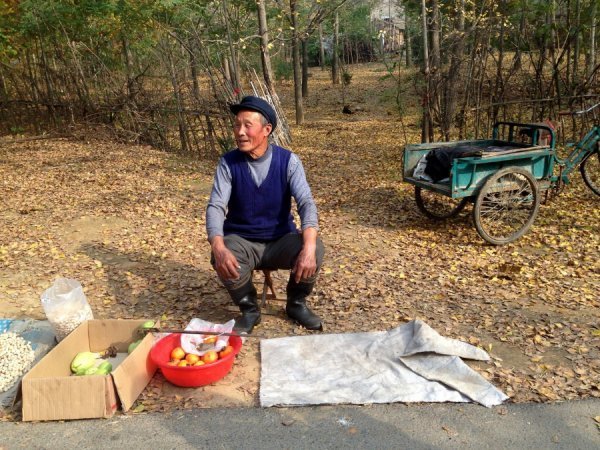 «Нотатки мандрівниці» Христини Лесюк: китайські підробки,  побиті діти та «3 пісюни»