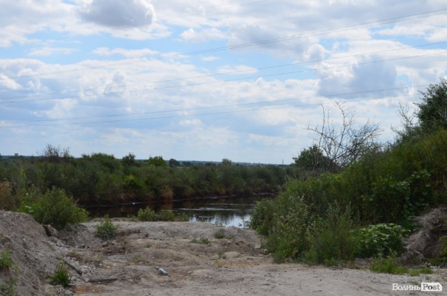 #МеніТутСмердюцько: чим тхне Луцьк. ФОТО