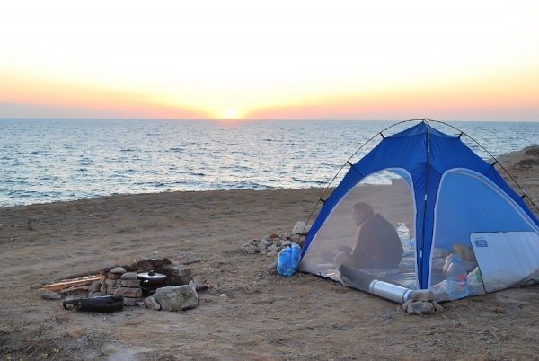 «Нотатки мандрівниці» Ольги Шевченко: море, маяки, свобода