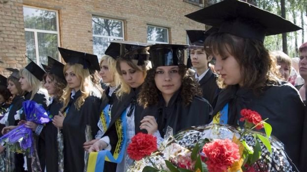 Без російських шкіл, але з російськими класами: особливості освітньої реформи