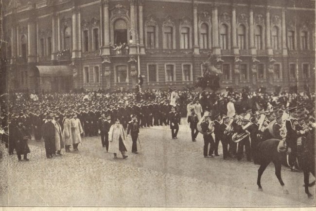 Екіпаж Варяга у Петербурзі