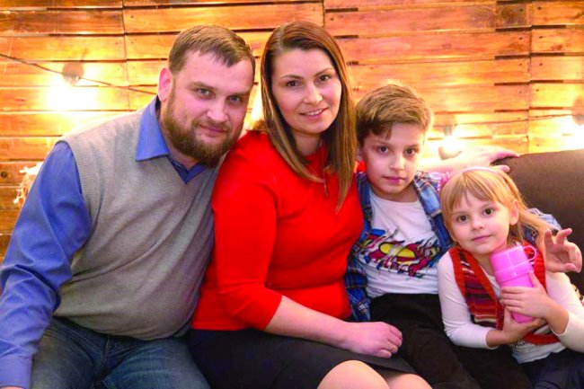 «Вен вже не було – коловся в шию». Історія наркоманів, які змогли повернутися до життя