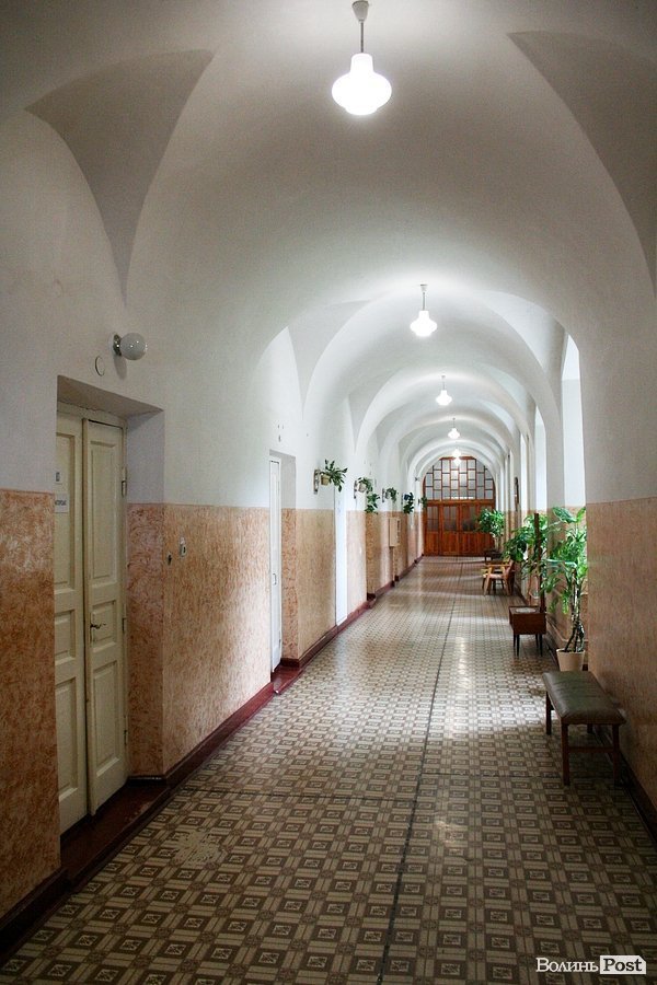 Луцькі тринітари: фотомандрівка у невідоме