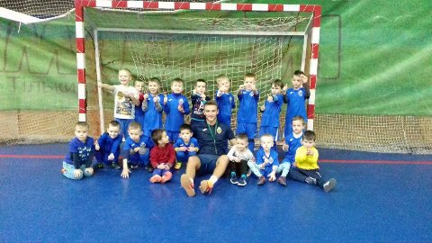 Дошкільний футбол - ні з чим незрівнянний заряд адреналіну