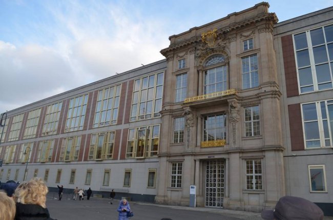 «Нотатки мандрівника» Михайла Імберовського: комуністи просто «зґвалтували» Німеччину