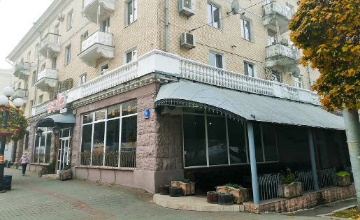 Розповіли, хто із відомих нині осіб долучився до купівлі майна луцької громади