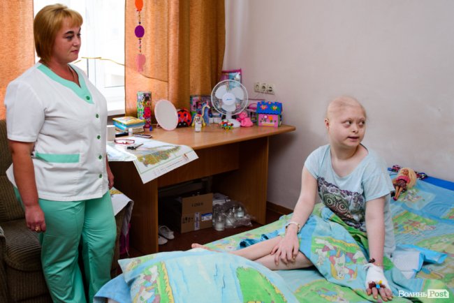 «Для них я – тьотя Наташа»: як медсестра з Волині стала другою мамою онкохворим дітям