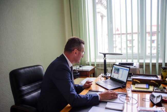 Перейменування СНУ, премії за успіхи та новітні гуртожитки: як Анатолій Цьось хоче змінити виш на посаді ректора