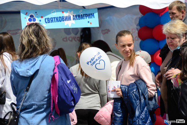 Морозива багато не буває: у Луцьку влаштували грандіозне свято найсмачніших солодощів та найяскравіших емоцій. ФОТО*