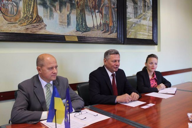 Слухав та чув людей: у пам'ять про Миколу Романюка