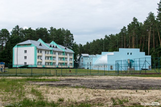 Як на Волині атовців звільняють від болю мистецтвом