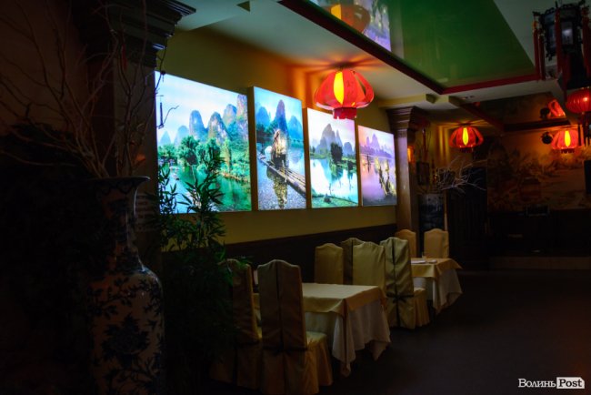 Місце, де живе Китай: як у Луцьку майже два десятки років успішно працює ресторан «Золотий дракон». ФОТО*