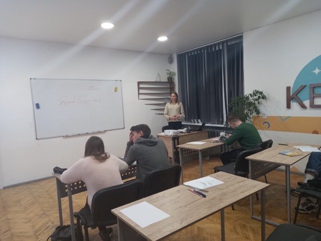 Хочеш високий бал на іспитах? У Луцьку запрацював центр підготовки до ЗНО та ДПА – школа «Кевін»* 