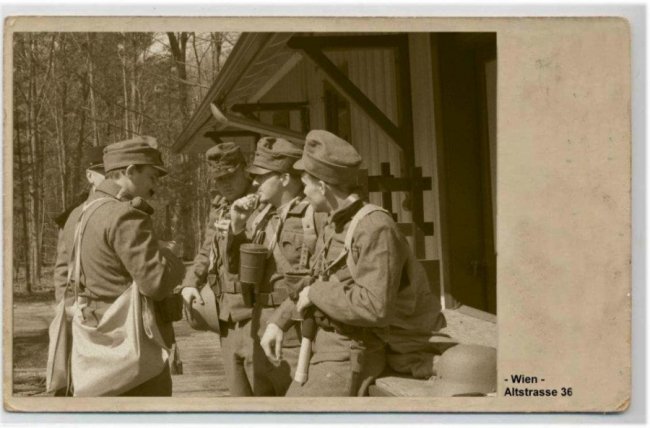 Світлини з історичних реконструкцій з колекції Романа Величко