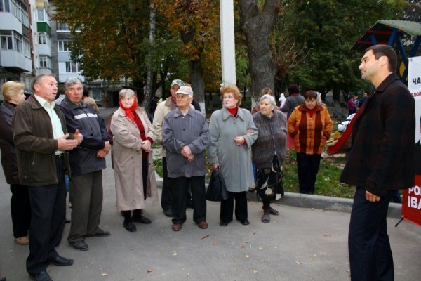 «До Верховної Ради мають прийти молоді та незаангажовані», ‒ кандидат у народні депутати України Роман Іванюк *