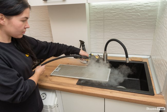 Луцька клінінгова компанія «Ubrano» робить оселі бездоганно чистими за вигідну ціну*