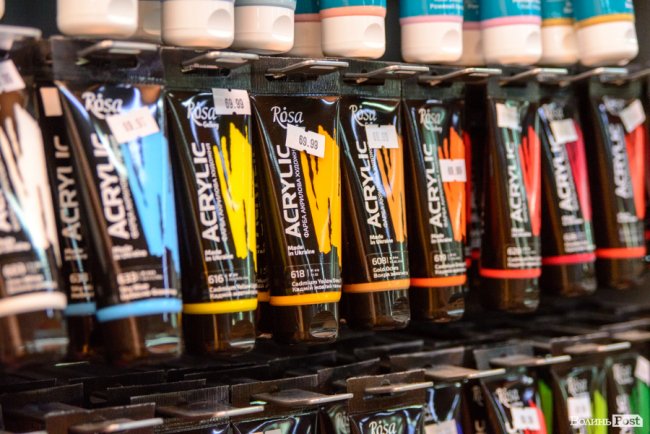 Усе для школи, офісу і творчості – в одному місці: що, як і за скільки в магазині «Офіс Центр» у Луцьку*