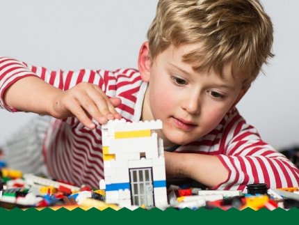 LEGO запускає нові ініціативи для підтримки дітей та сімей, які постраждали від COVID-19*