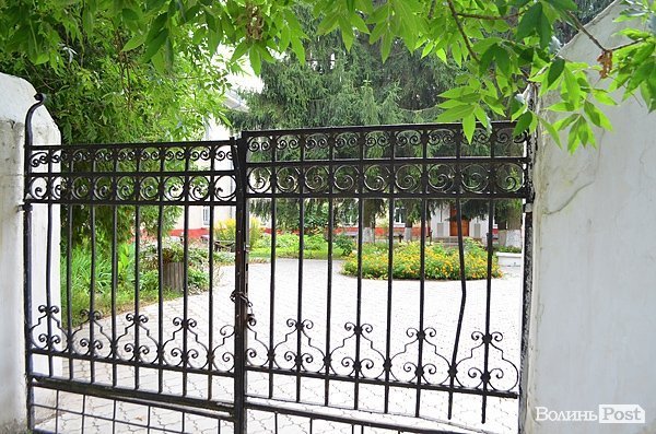 Тут стояв цей пам'ятник