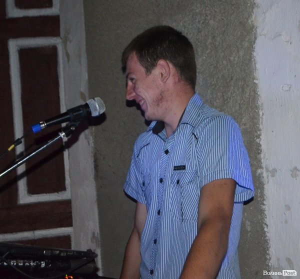 Танці, бійки, кавалери… Як святкують День Молоді у волинській глибинці. ФОТО