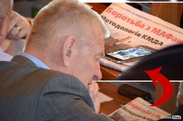 Дорогі й не дуже депутати місцевих рад