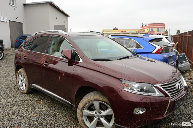  Де у Луцьку вигідно  купити і відремонтувати авто з США та Канади*