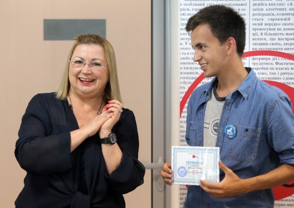 Абетка головного редактора газети «День» Лариси Івшиної