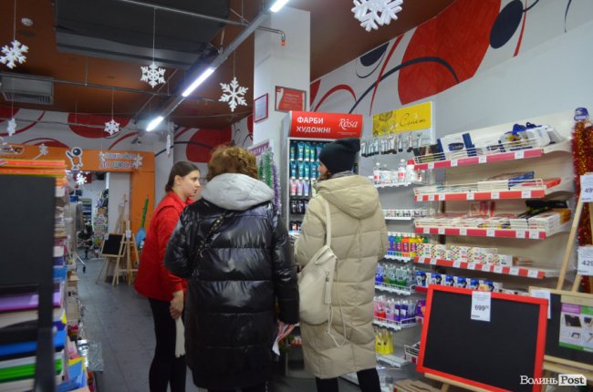 Ідеї подарунків під подушку від магазинів «Офіс Центр»*