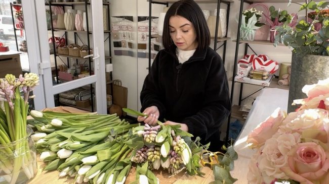 Історія лучанки, яка змінила банківську справу на квіти