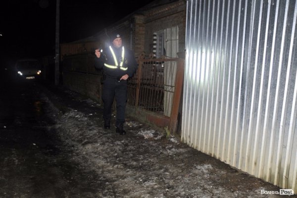 «Нічна варта»: стриптиз у поліції, закривавлений чоловік та бенефіс п'яних водіїв