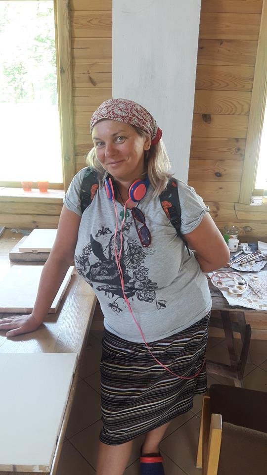 «Знаки часу»: як створюють незвичні ікони на Волині