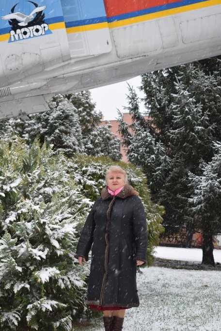 Головний бухгалтер заводу «Мотор» Таісія Кожевнікова