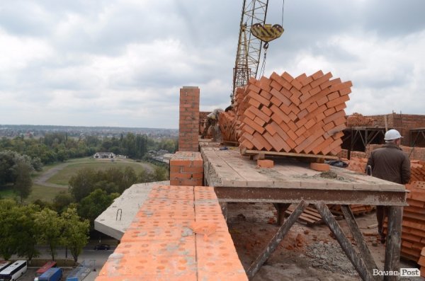 Хто хоче квартиру із чудовим виглядом з вікна?