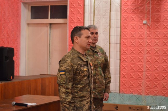 «Путін не дарма ненавидить Порошенка»: герої війни на Волині розповіли про єдиного достойного опонента Кремлю*