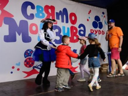 Морозива багато не буває: у Луцьку влаштували грандіозне свято найсмачніших солодощів та найяскравіших емоцій. ФОТО*