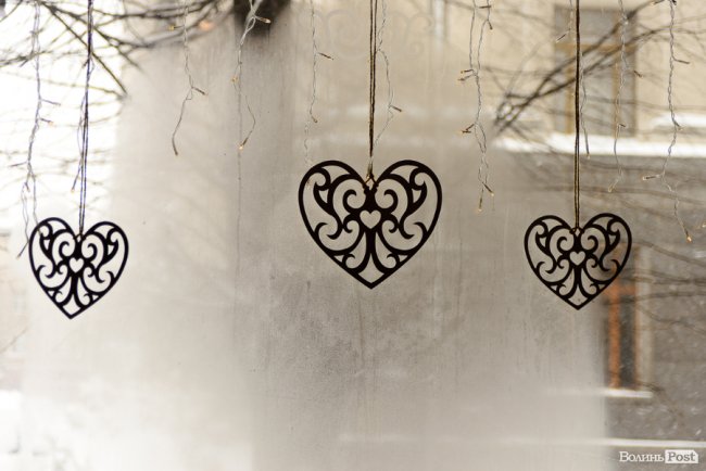 «Хто готуватиме та як ділитимете сімейний бюджет варто вирішувати ще до шлюбу»: психологиня з Луцька – про справи амурні