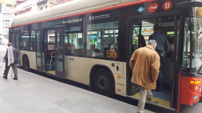 «Нотатки мандрівниці» Юлії Євпак: 19 цікавих фактів про Барселону