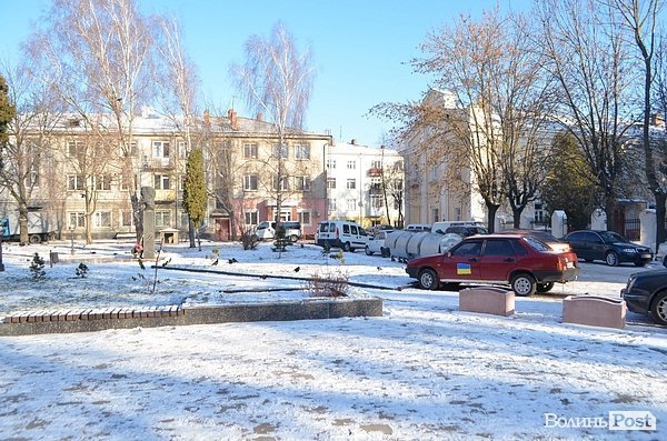 Луцькі тринітари: фотомандрівка у невідоме