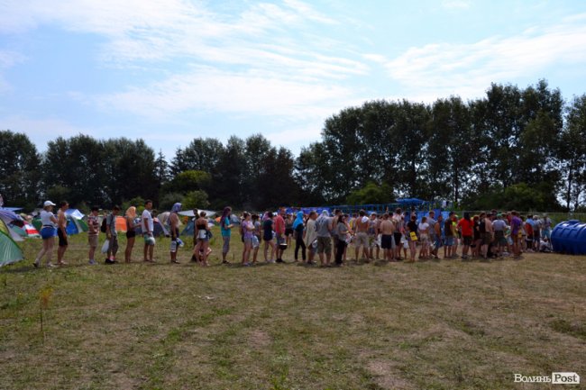 Черга за водою