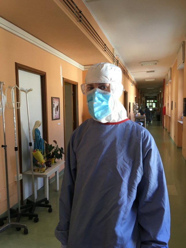 Луцька лікарка, яка допомагала в Італії боротися з COVID-19, розповіла про робочі будні в місцевій лікарні. ФОТО