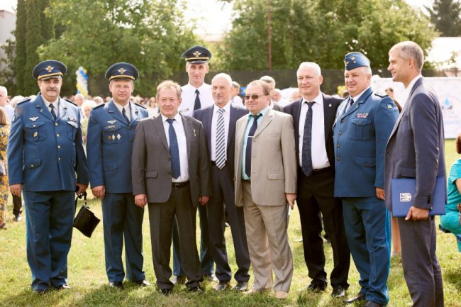 Людина, яка підняла у небо українські літаки: працівники луцького «Мотору» розповіли про життя легендарного директора 