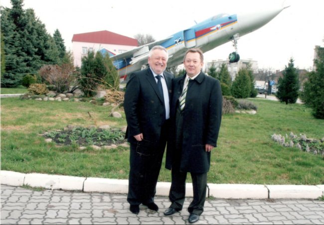 Людина, яка підняла у небо українські літаки: працівники луцького «Мотору» розповіли про життя легендарного директора 