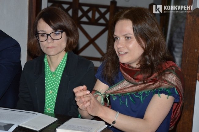 Руслана Порицька та Алла Доманська під час прес-конференції